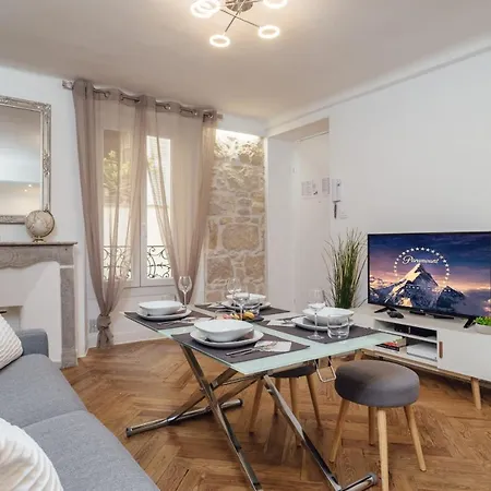 Le Chic - Comfortable 2br In The Heart Of Jean Medecin In Welkeys Apartment *